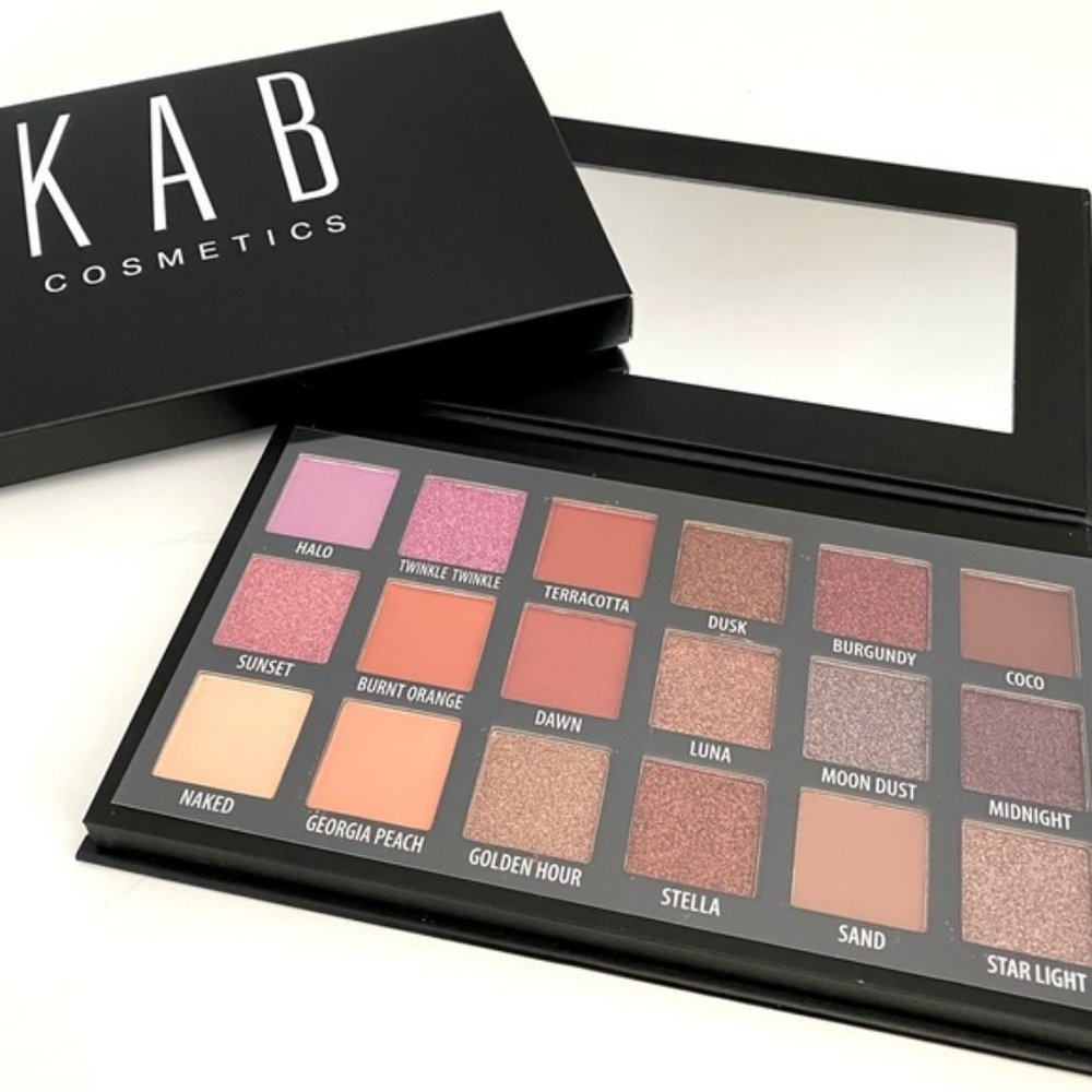 KAB Cosmetics Day + Night Eye Shadow Palette NEW